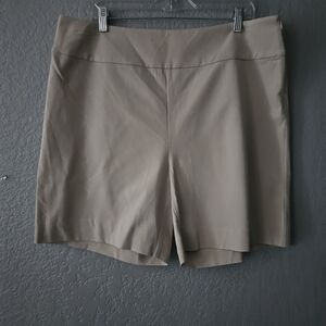 Boston Proper Women’s Flat Front Shorts Size 16 Cotton Stretch Classic Chic